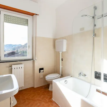 Appartement Mountain Paradise - Luminoso E Ampio Con Vista Serina (Lombardy)